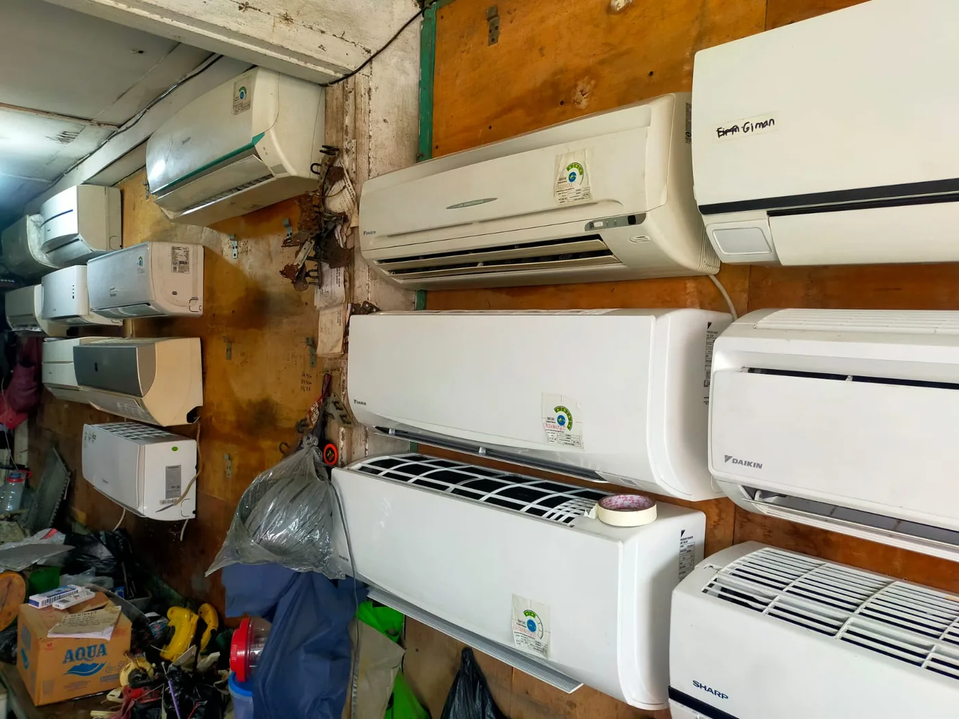Unit outdoor AC second